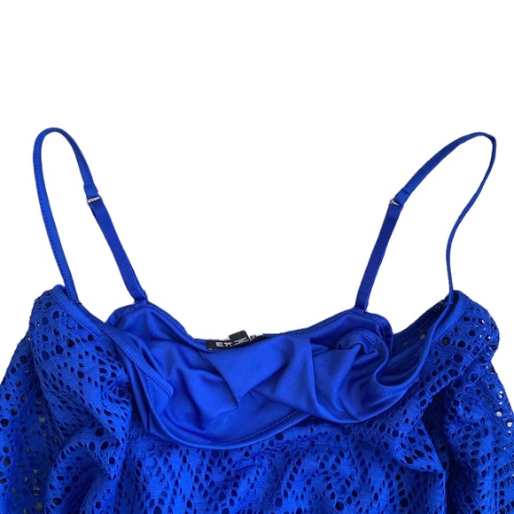 EXPRESS BLUE LACE MINI DRESS, THREE QUARTER SLEEVE, ADJUSTABLE STRAPS SIZE SMALL - Picture 6 of 8